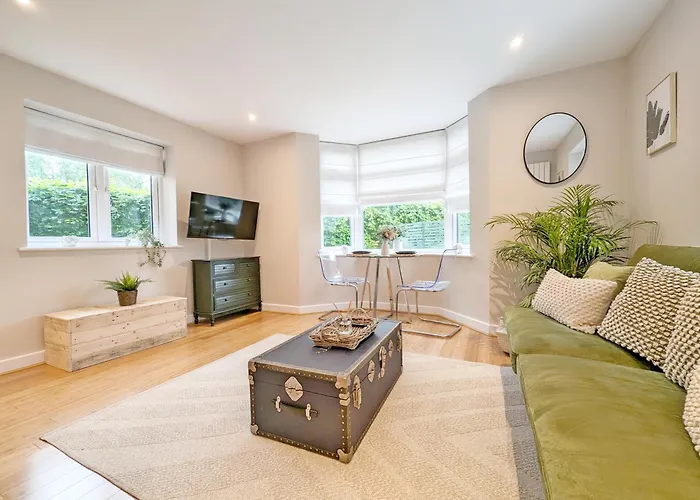 Roseland Apartment 2