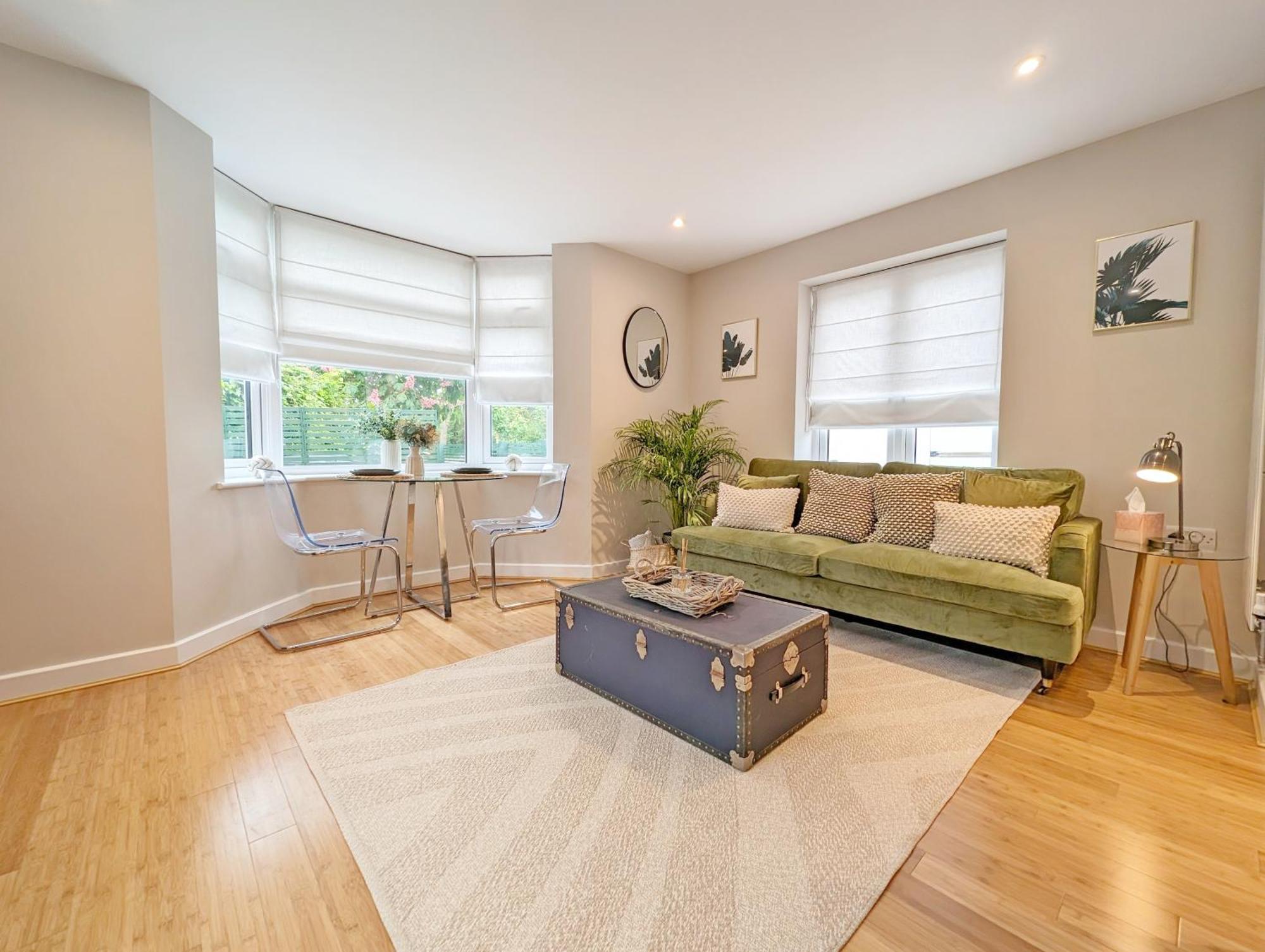 Apartment Roseland 2 *